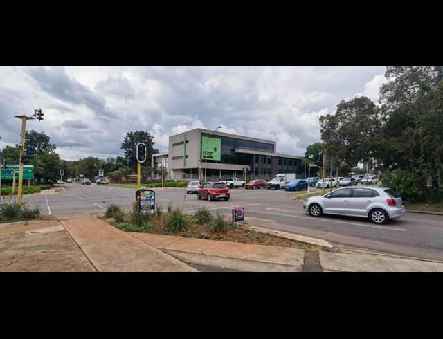 BUSINESS PROPERTY TO RENT IN LYNNWOOD